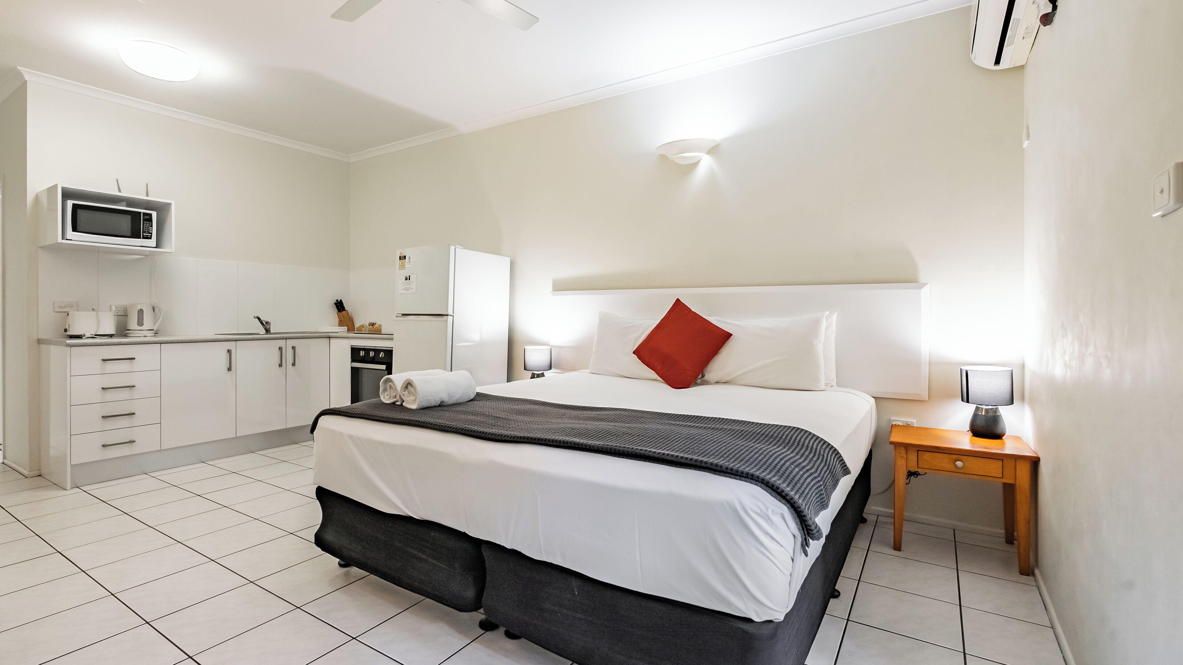 Standard Studio | Individually decorated, individually furnished, laptop workspace