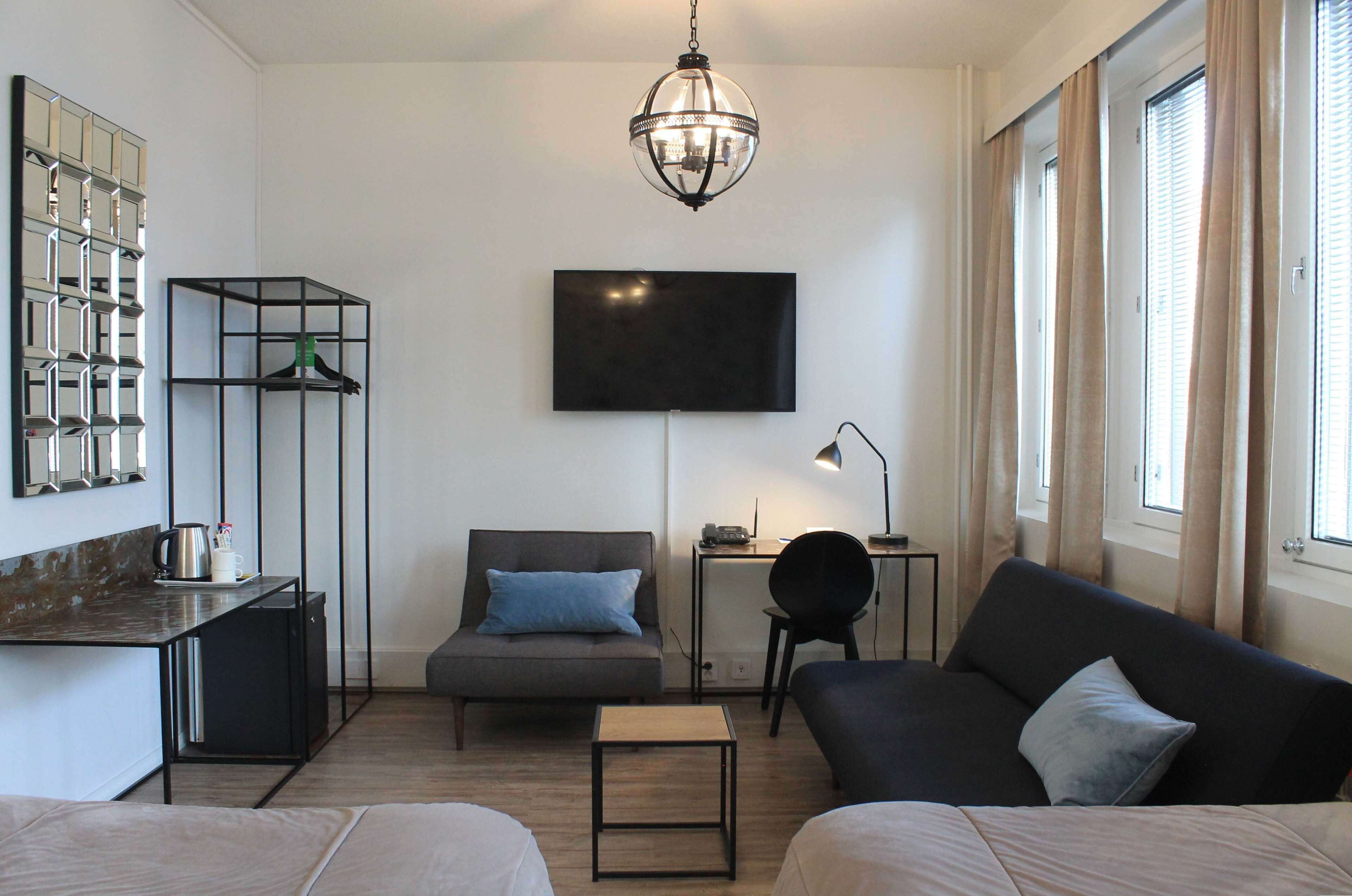 standard room, 2 single beds, non smoking, sauna | 1 bedroom, hypo-allergenic bedding, minibar, desk