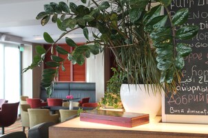 Desayuno buffet incluido todos los días 