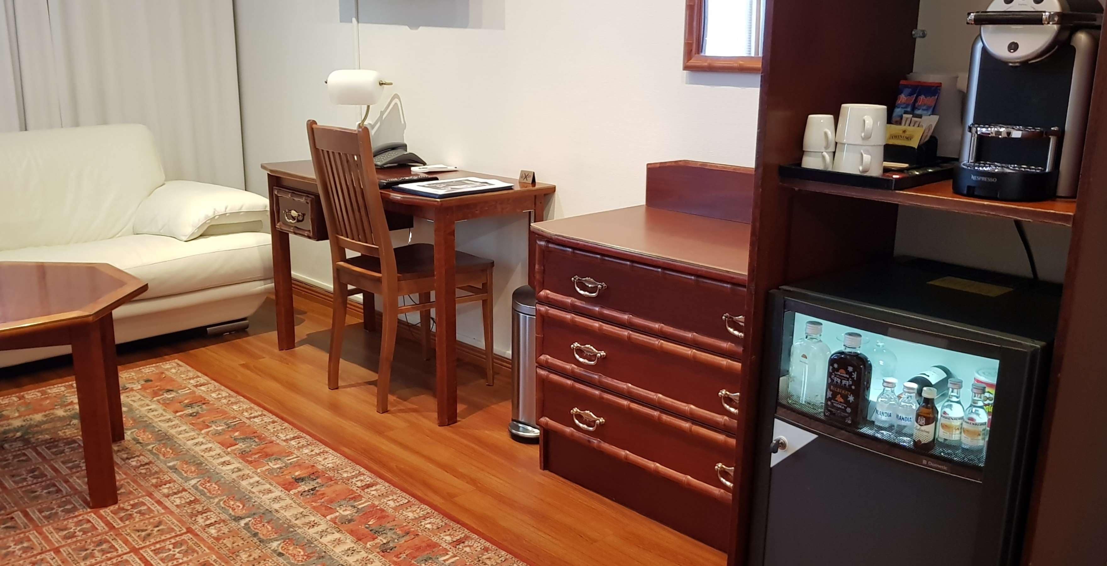 standard room, 1 king bed, non smoking, sauna | room amenity