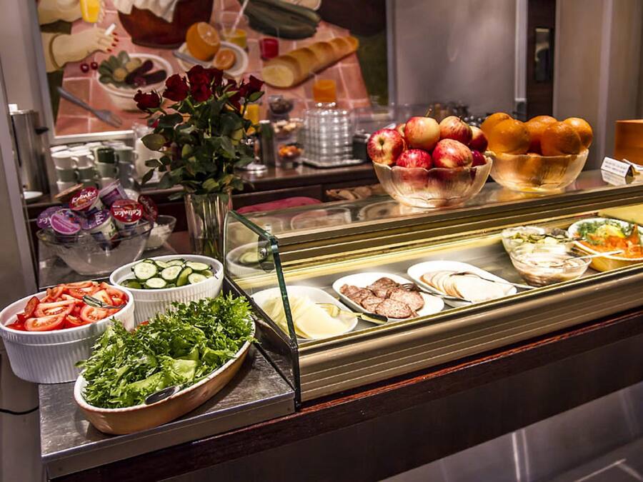 Desayuno buffet incluido todos los días