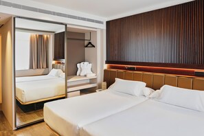 Standaard kamer | 1 slaapkamer, een minibar, een kluis op de kamer, geluiddichte muren