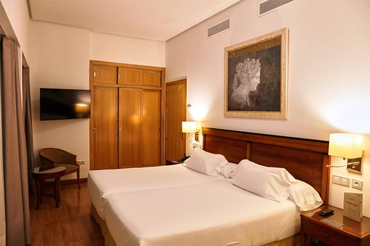 1 bedroom, minibar, in-room safe, soundproofing