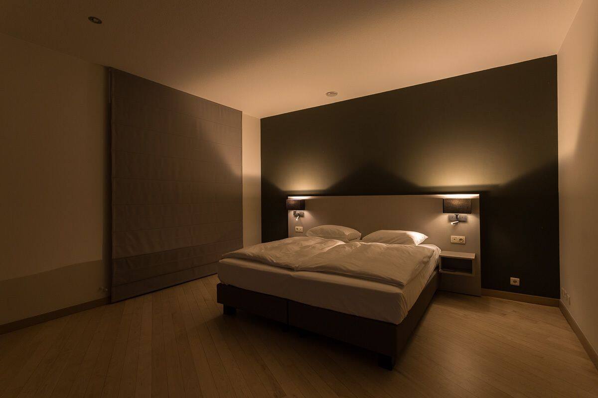 room | in-room safe, desk, iron/ironing board, rollaway beds