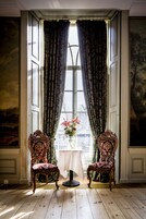 Economy Single Room | Living room | Flat-screen TV