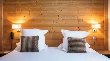 Chambre Double | Literie de qualité supérieure, coffres-forts dans les chambres, bureau