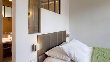 Minibar, in-room safe, iron/ironing board, free cribs/infant beds