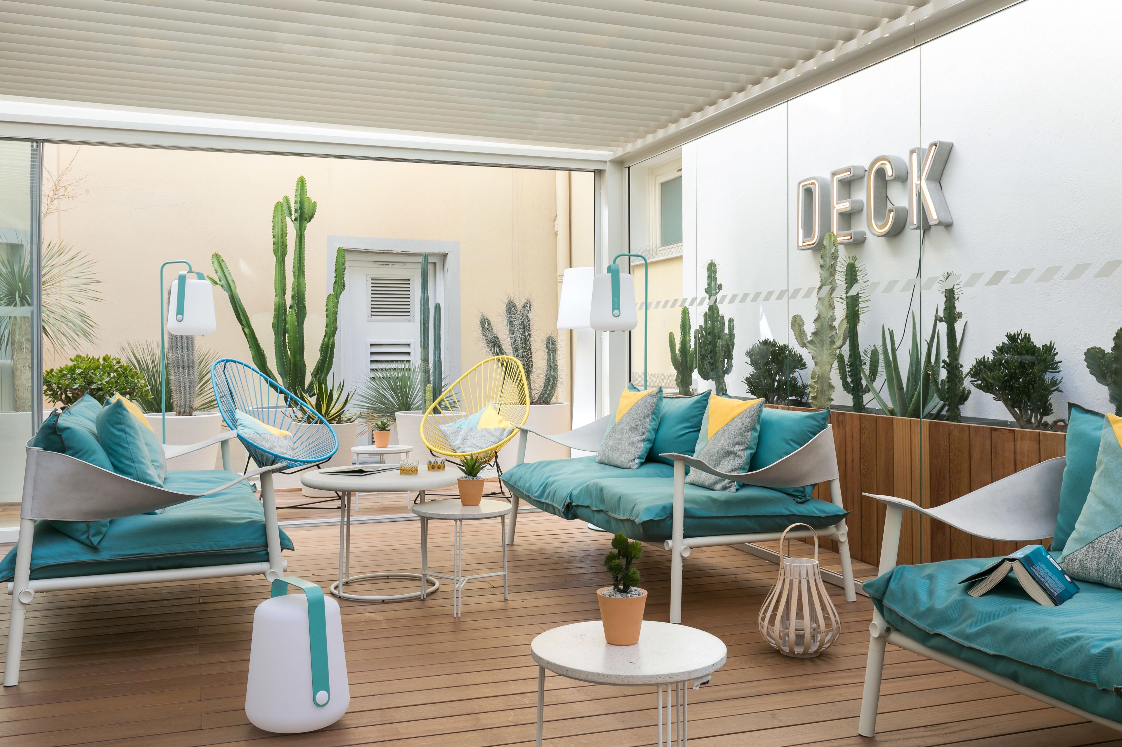 로비 좌석 공간