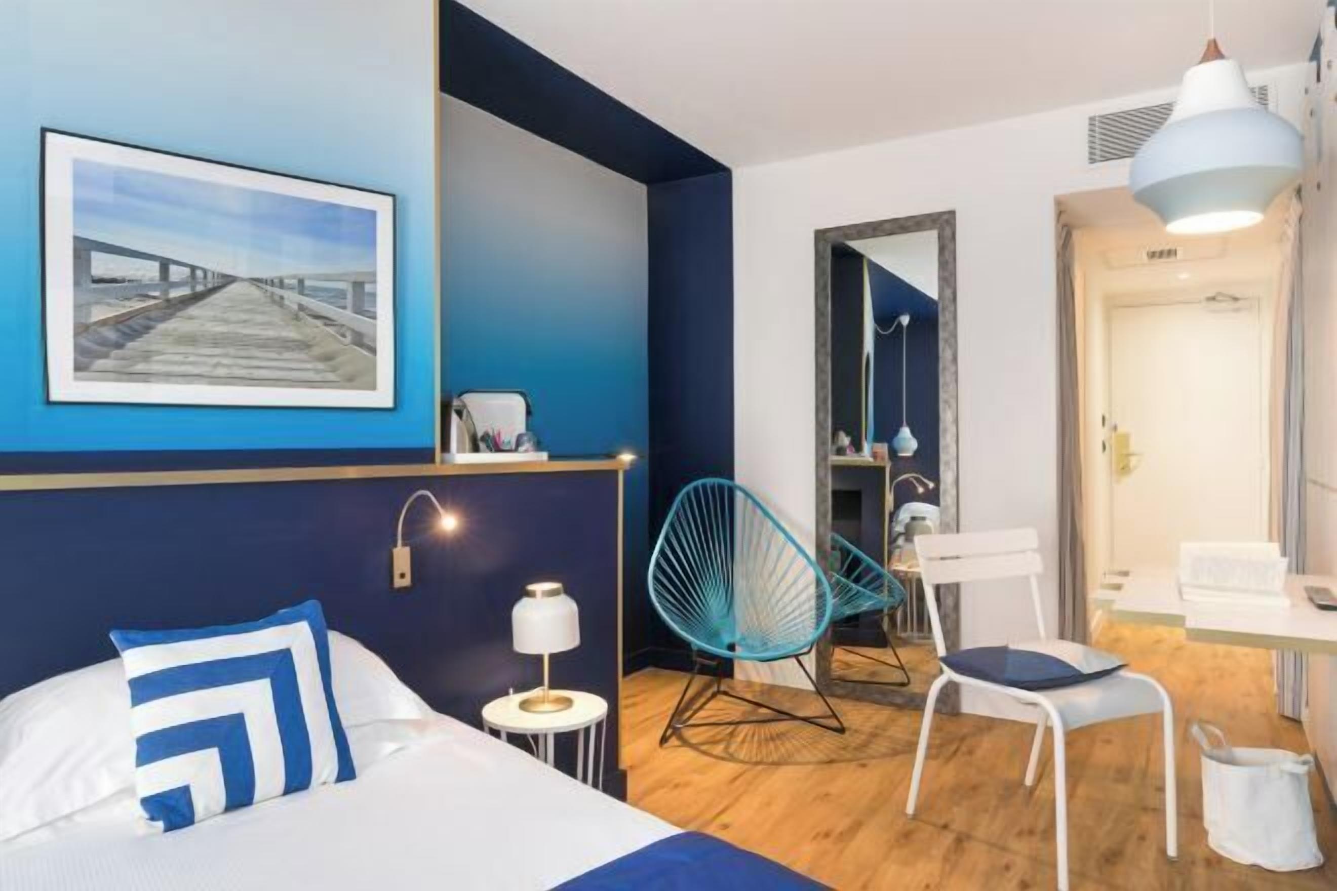 In-room safe, desk, blackout curtains, soundproofing