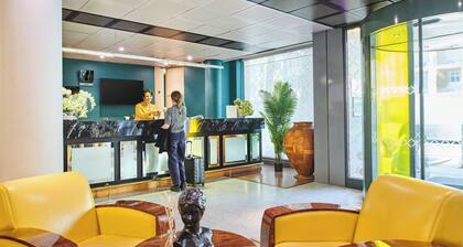 Hotel Charlemagne By HappyCulture