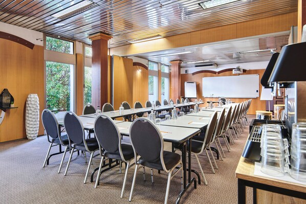 Business centre