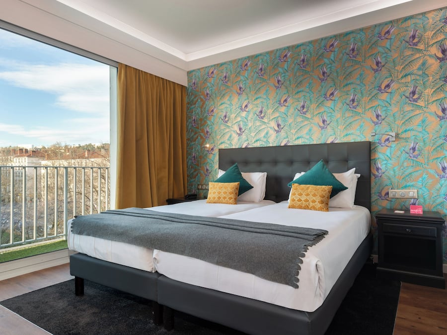 Superior Double or Twin Room (Courtyard View or City View )