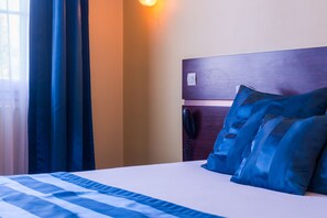 Standard Double Room | Free WiFi - Hôtel Cathédrale, Lisieux (Lisieux)