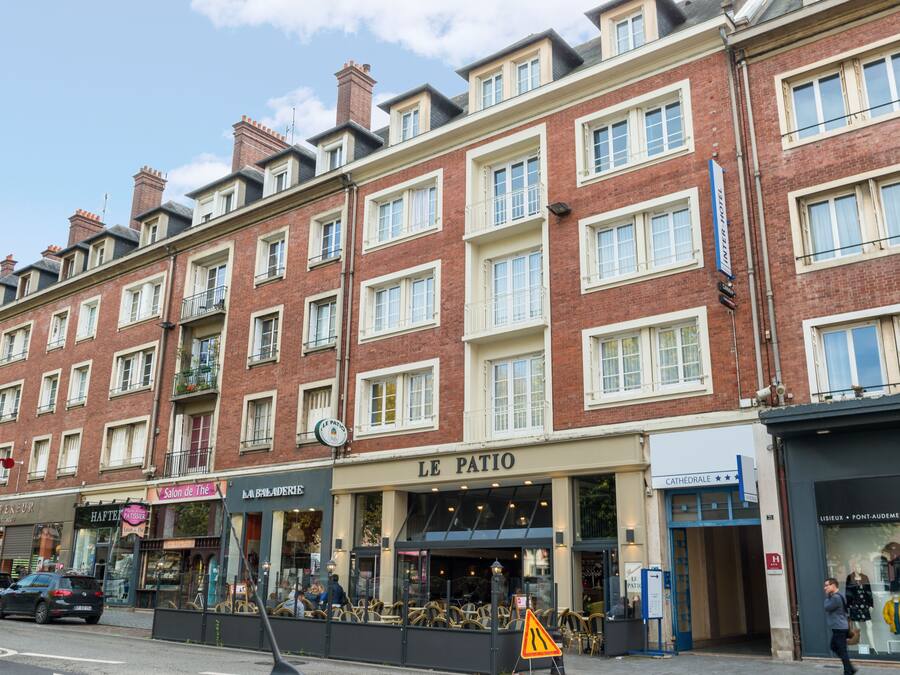 Fachada da propriedade