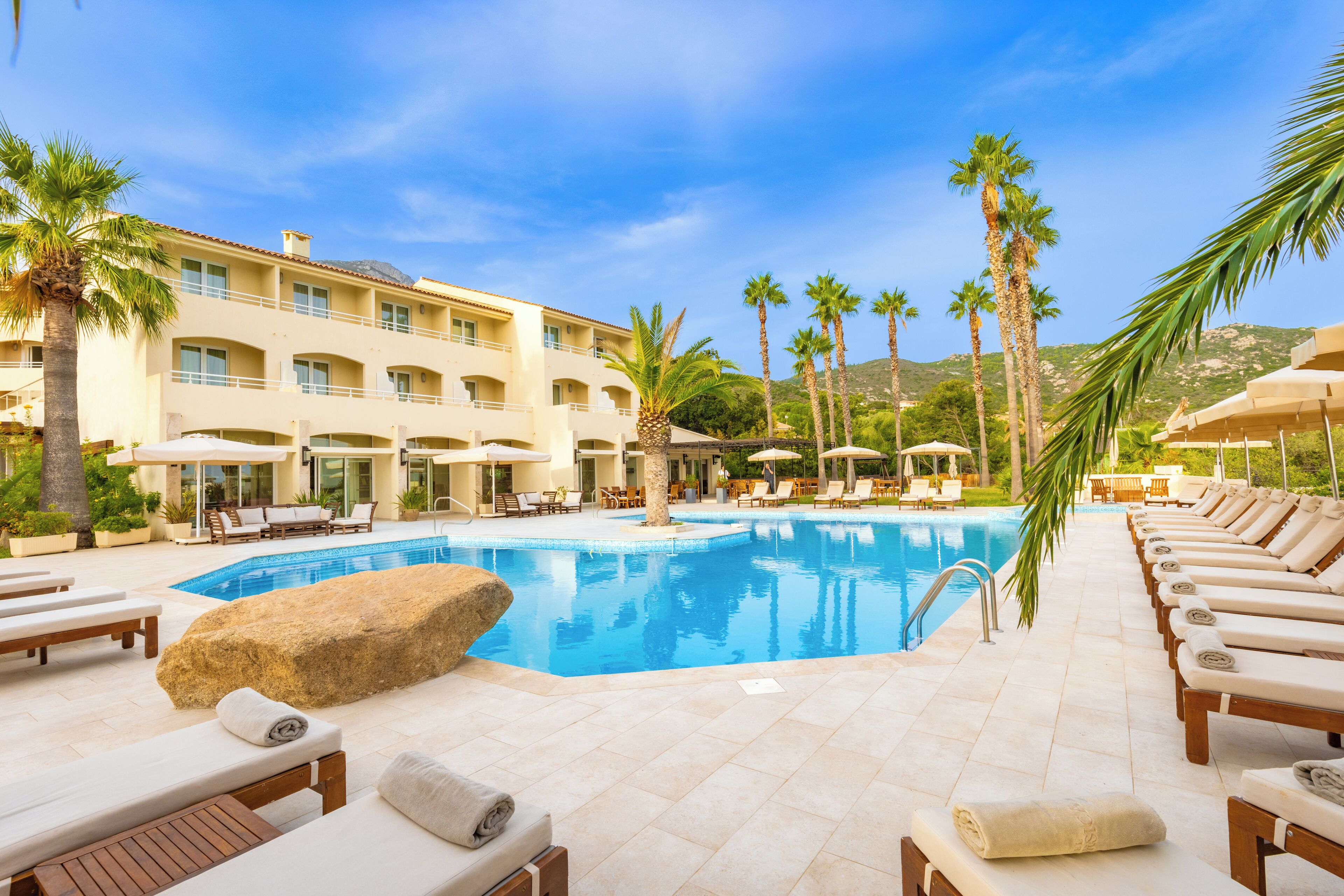 واجهة المنشأة