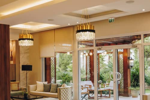 Lobby-Lounge