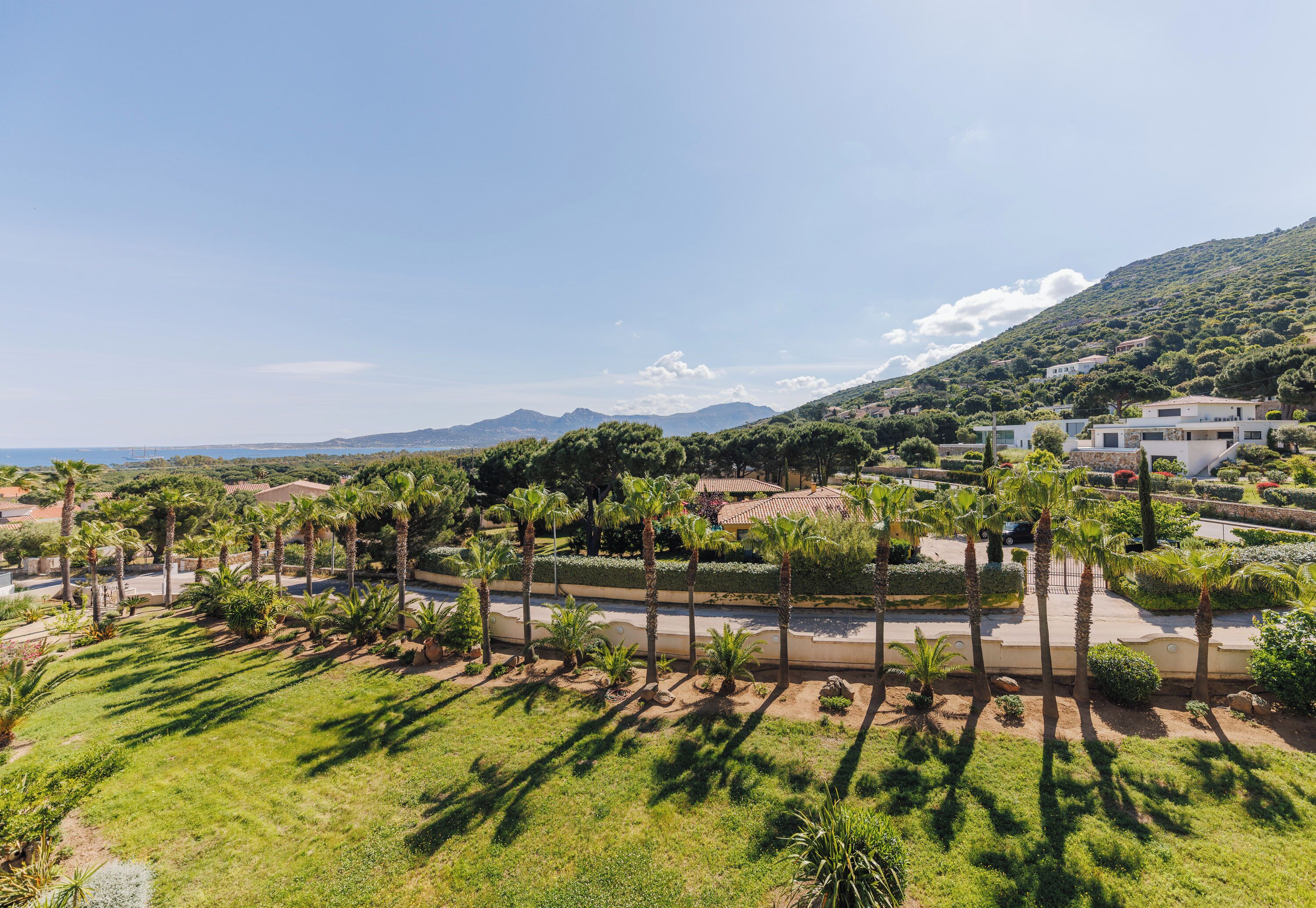 premium bedding, down duvets, select comfort beds, minibar