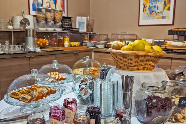 Daily buffet breakfast for a fee