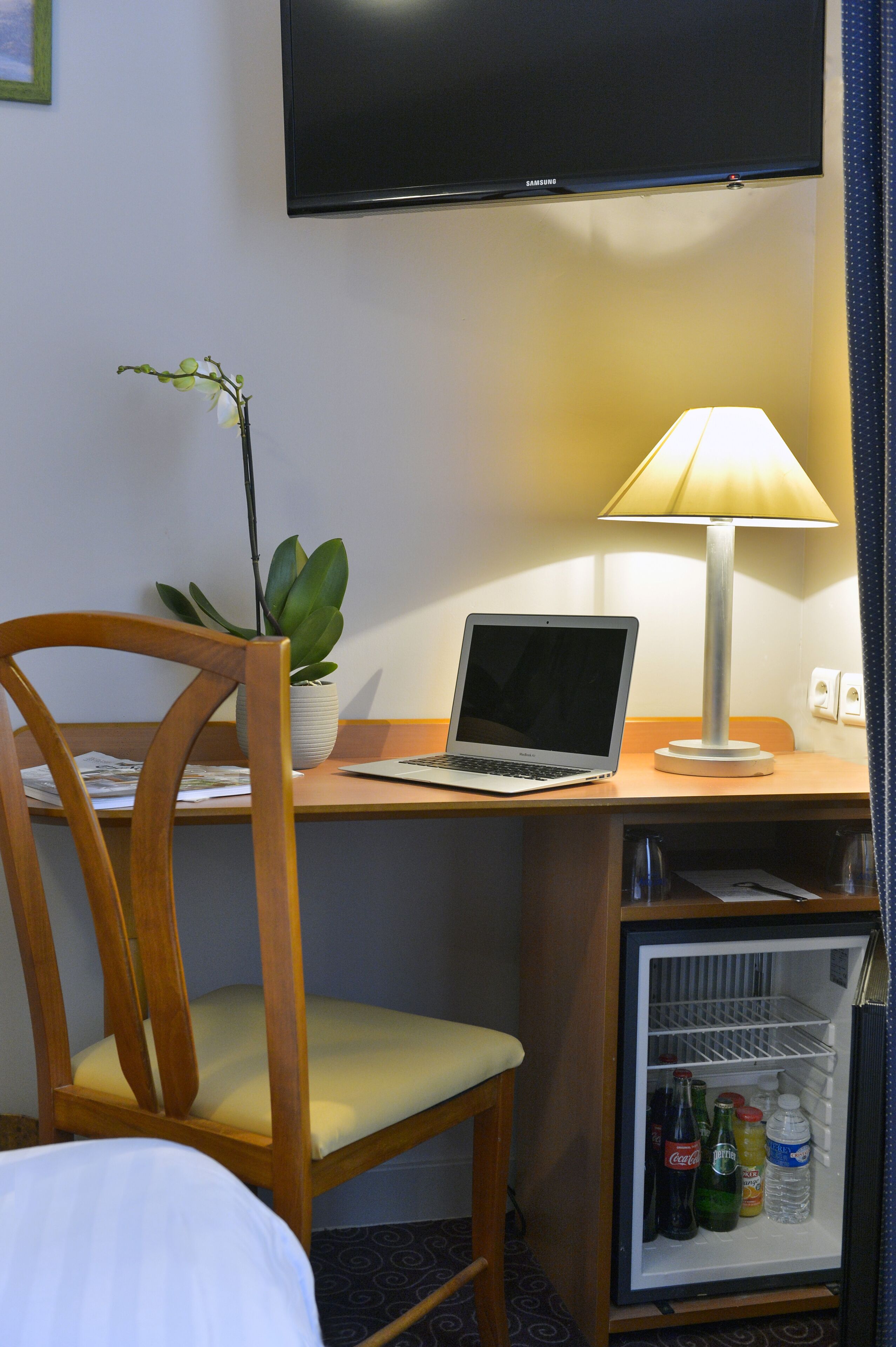 minibar, in-room safe, desk, soundproofing