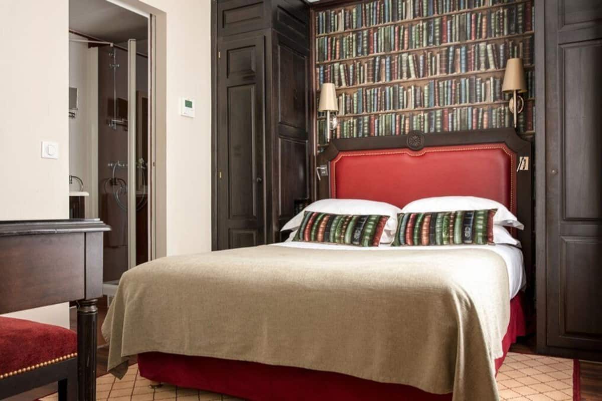 1 bedroom, premium bedding, minibar, in-room safe