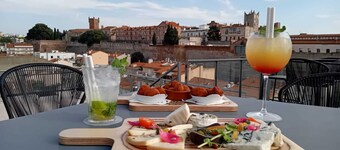 Dali Hôtel - Restaurant