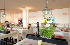 Daily buffet breakfast (EUR 18 per person)