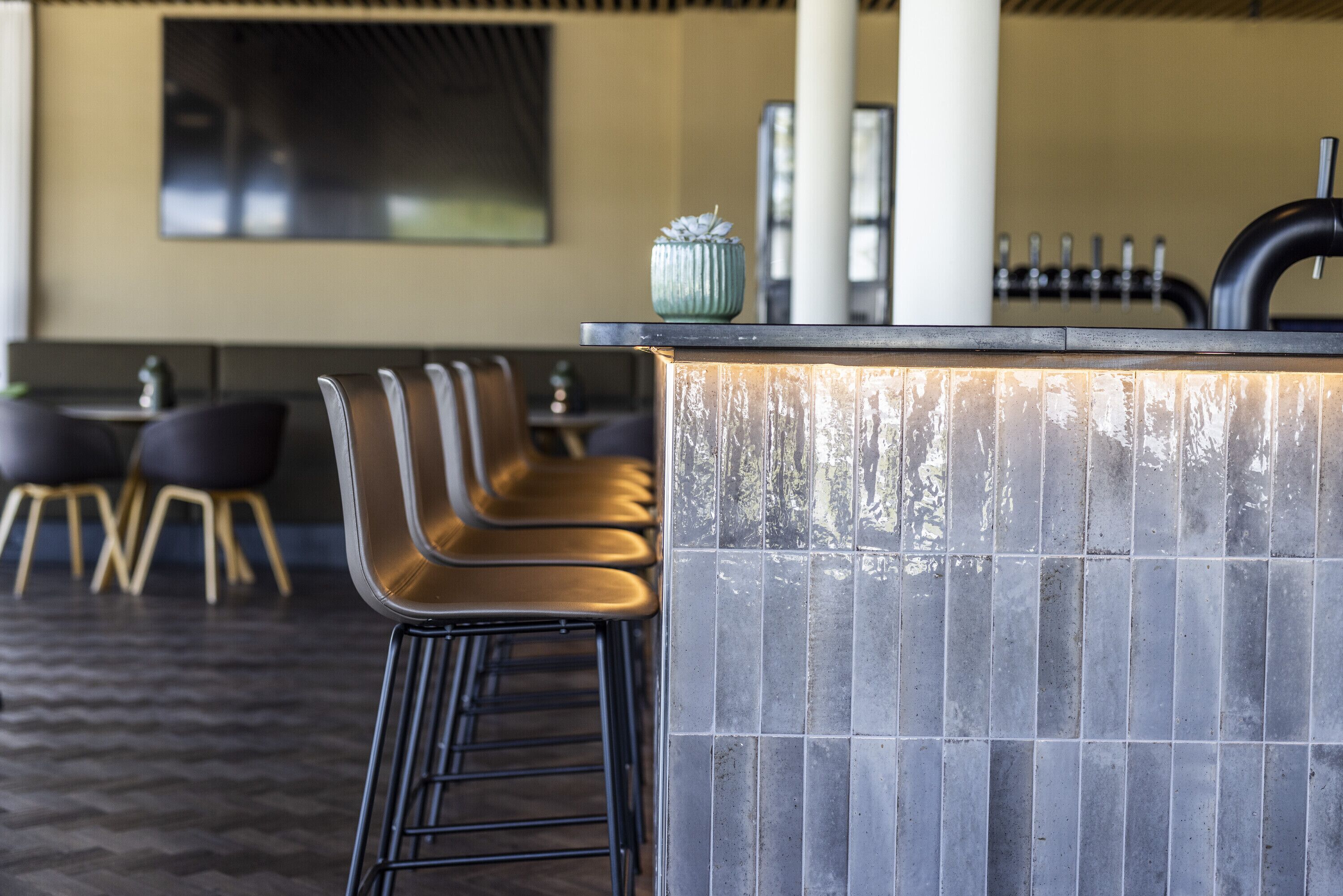 Bar (di hartanah)