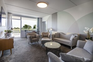 Suite | Living area
