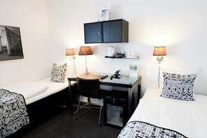Chambre Classique Double ou avec lits jumeaux | 1 chambre, minibar, coffres-forts dans les chambres, bureau