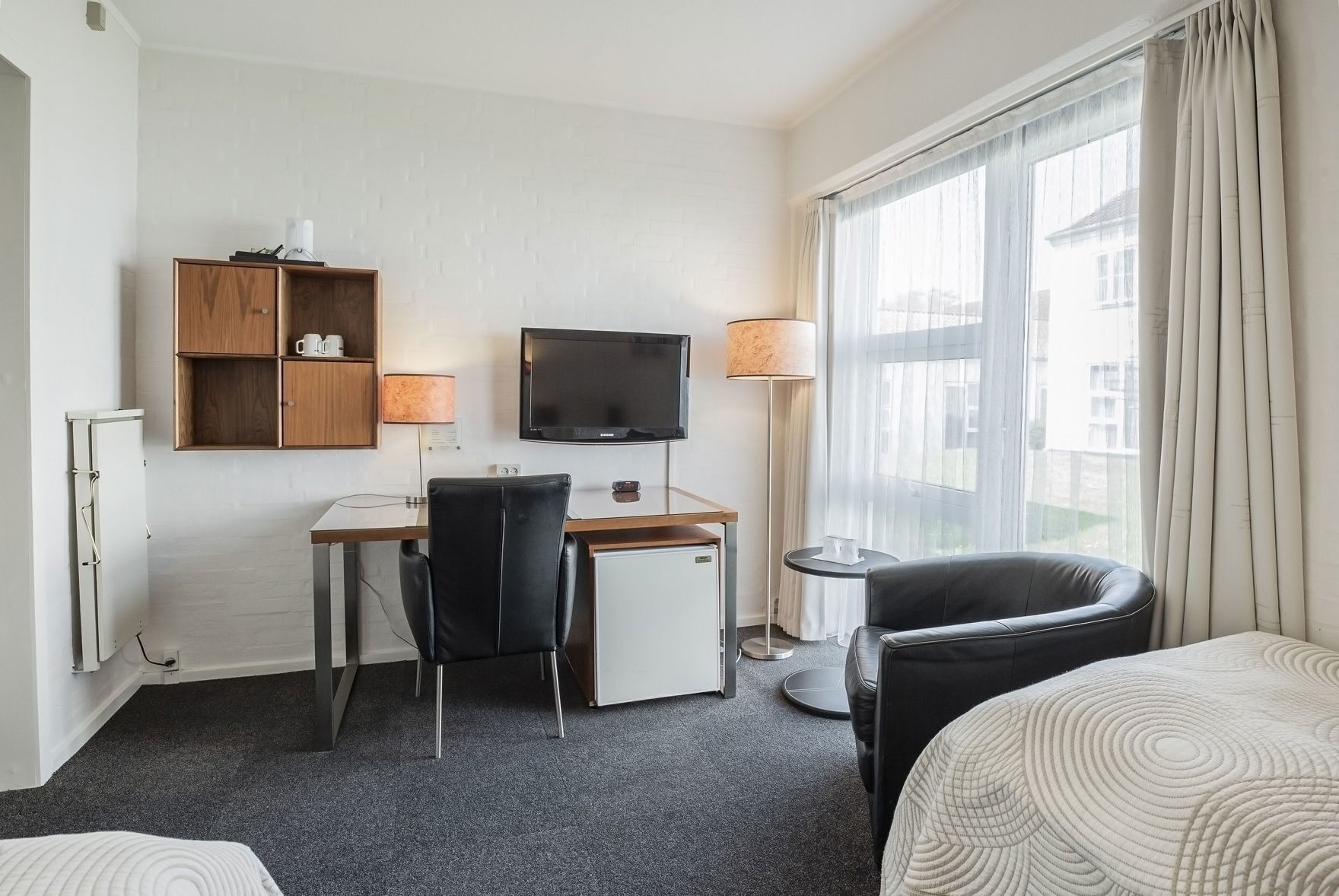 In-room safe, desk, laptop workspace, soundproofing