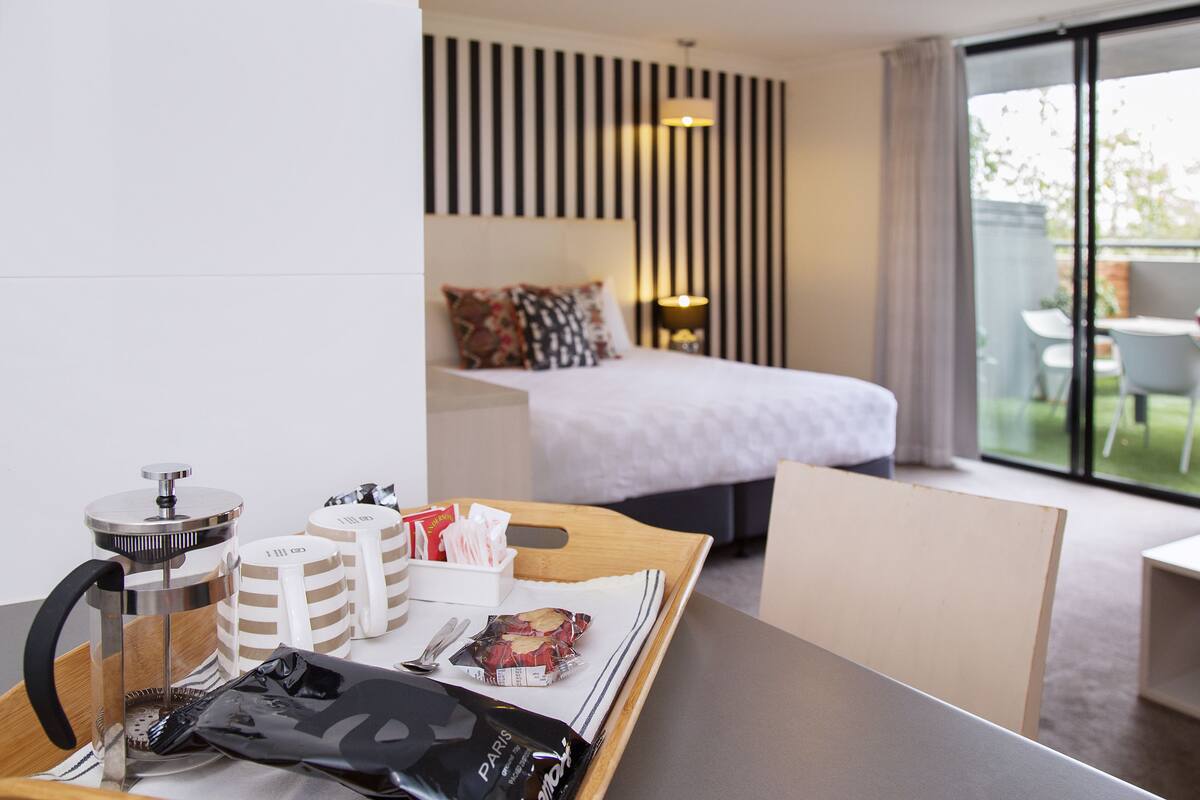 pillow-top beds, minibar, in-room safe, iron/ironing board