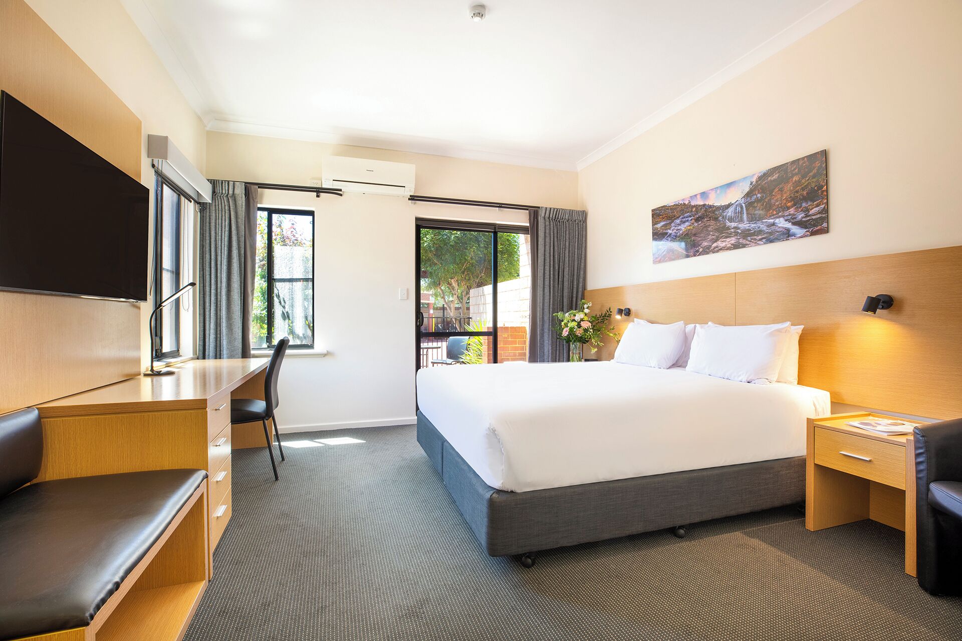 1 quarto, roupas de cama premium, edredons de pluma