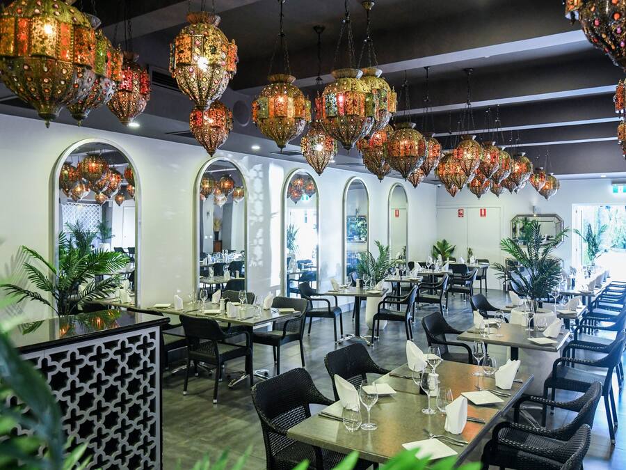 Breakfast, lunch, dinner served; Fusion cuisine