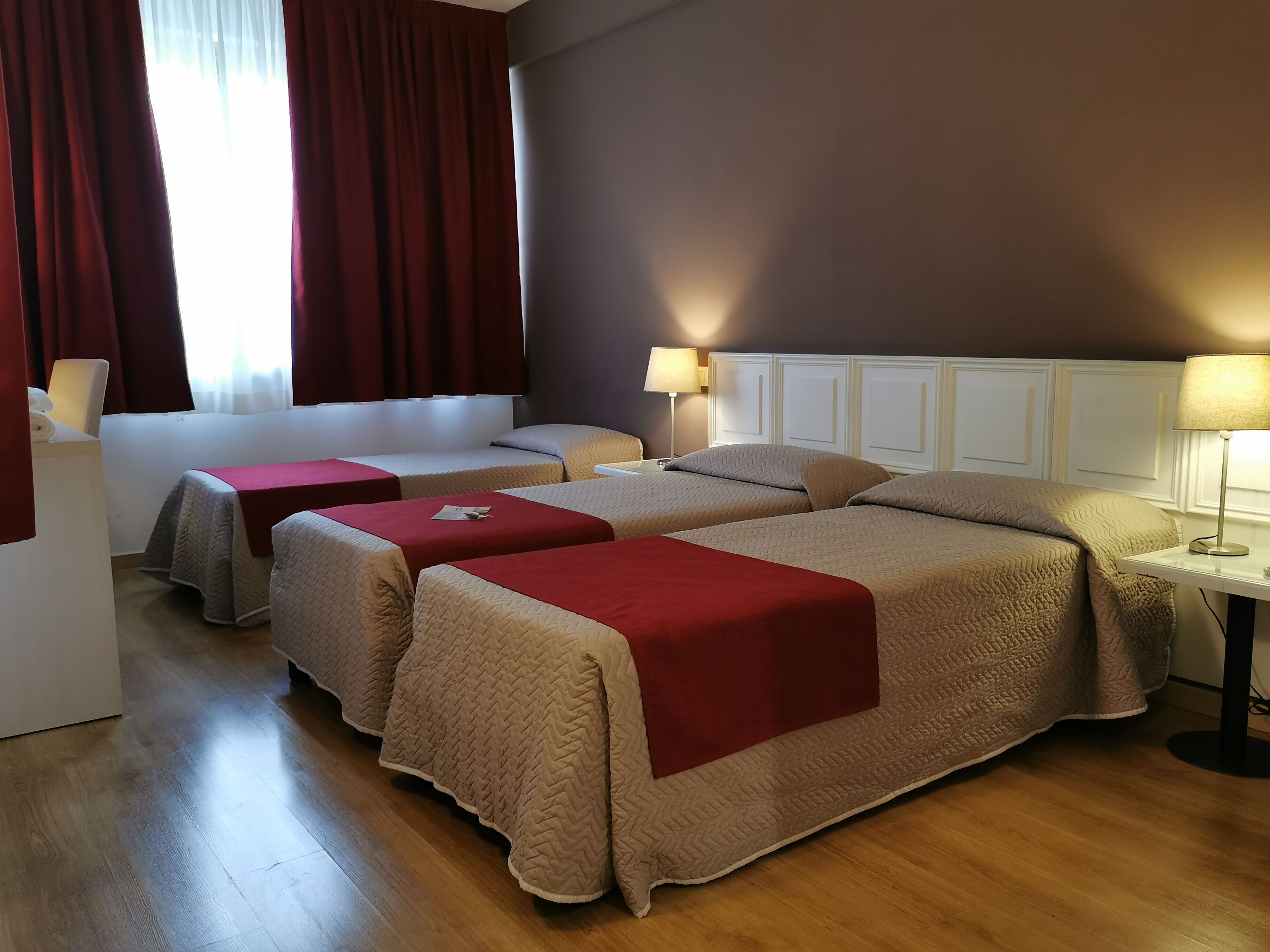 Photo - Hotel President