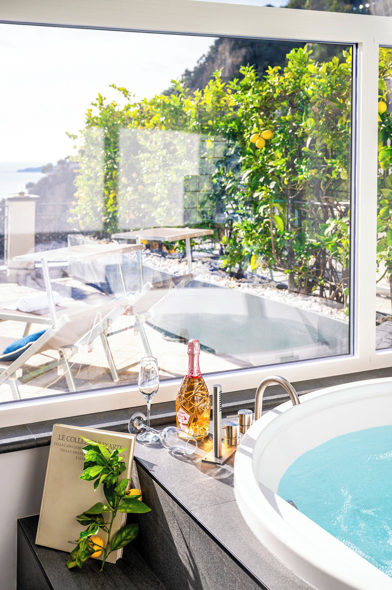 Junior Room | Terrace/patio