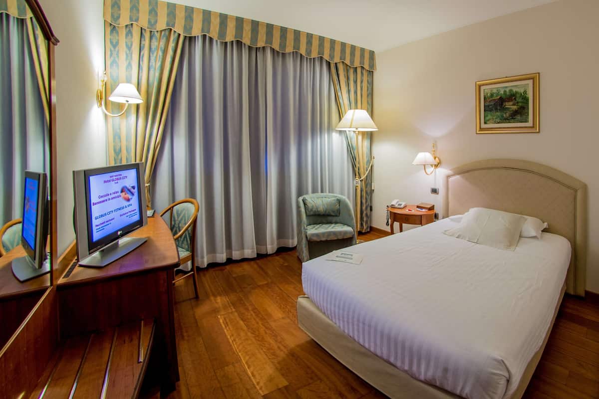 Down duvets, minibar, in-room safe, desk