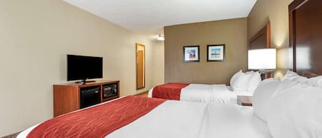 Basic Room, 2 Double Beds, Non Smoking | Egyptian cotton sheets, premium bedding, blackout curtains