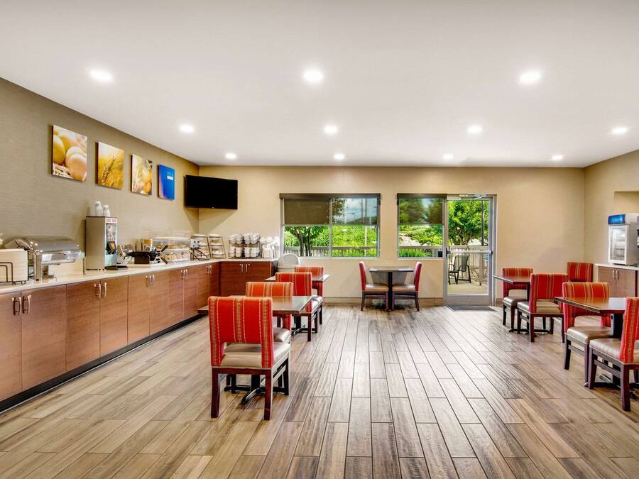 Free daily full breakfast