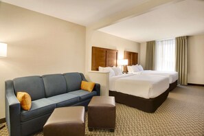In-room safe, desk, laptop workspace, blackout drapes - Comfort Inn Airport (Roanoke)