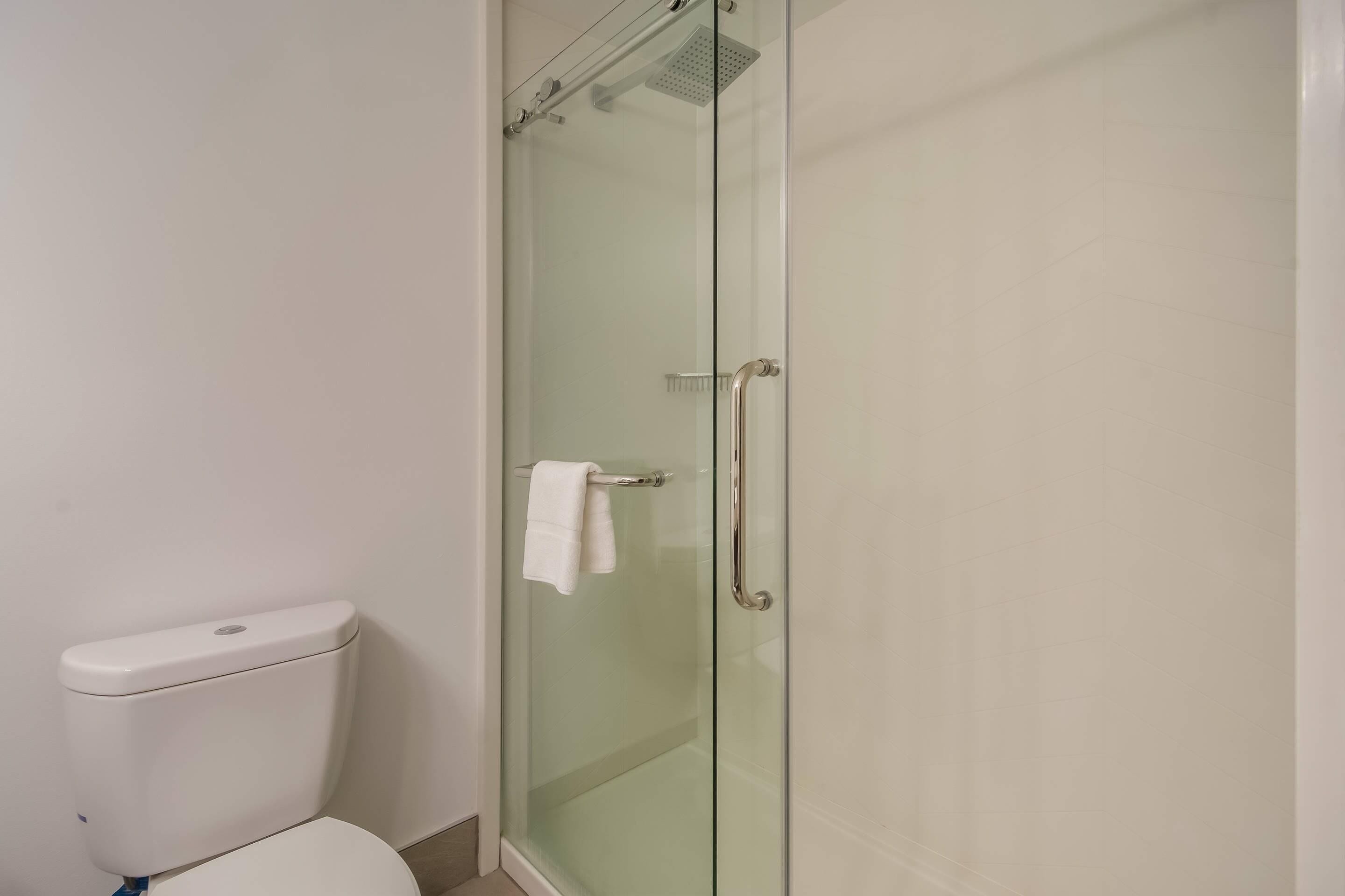 1 bedroom, desk, iron/ironing board, free cots/infant beds