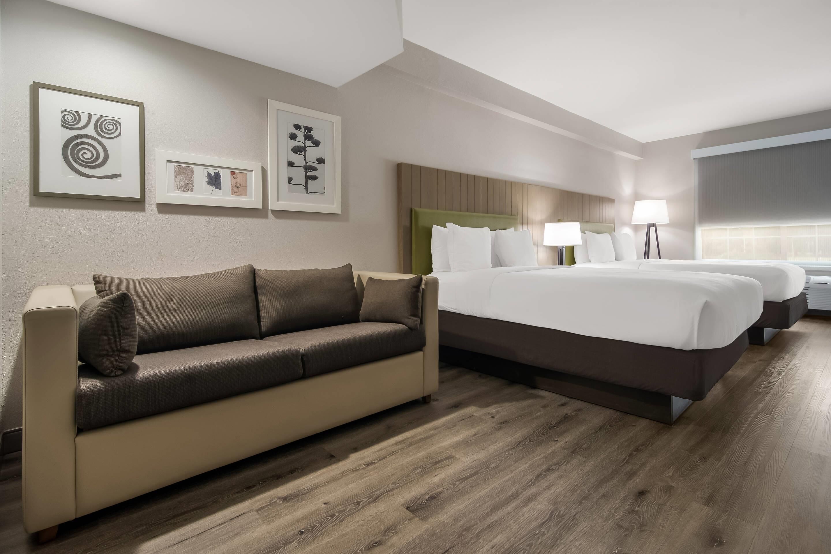 studio suite, multiple beds, non smoking | 1 bedroom, desk, iron/ironing board, free cots/infant beds