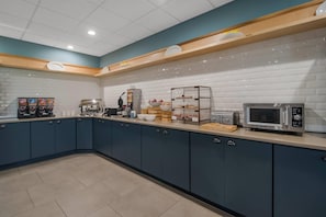 Petit déjeuner buffet compris tous les jours