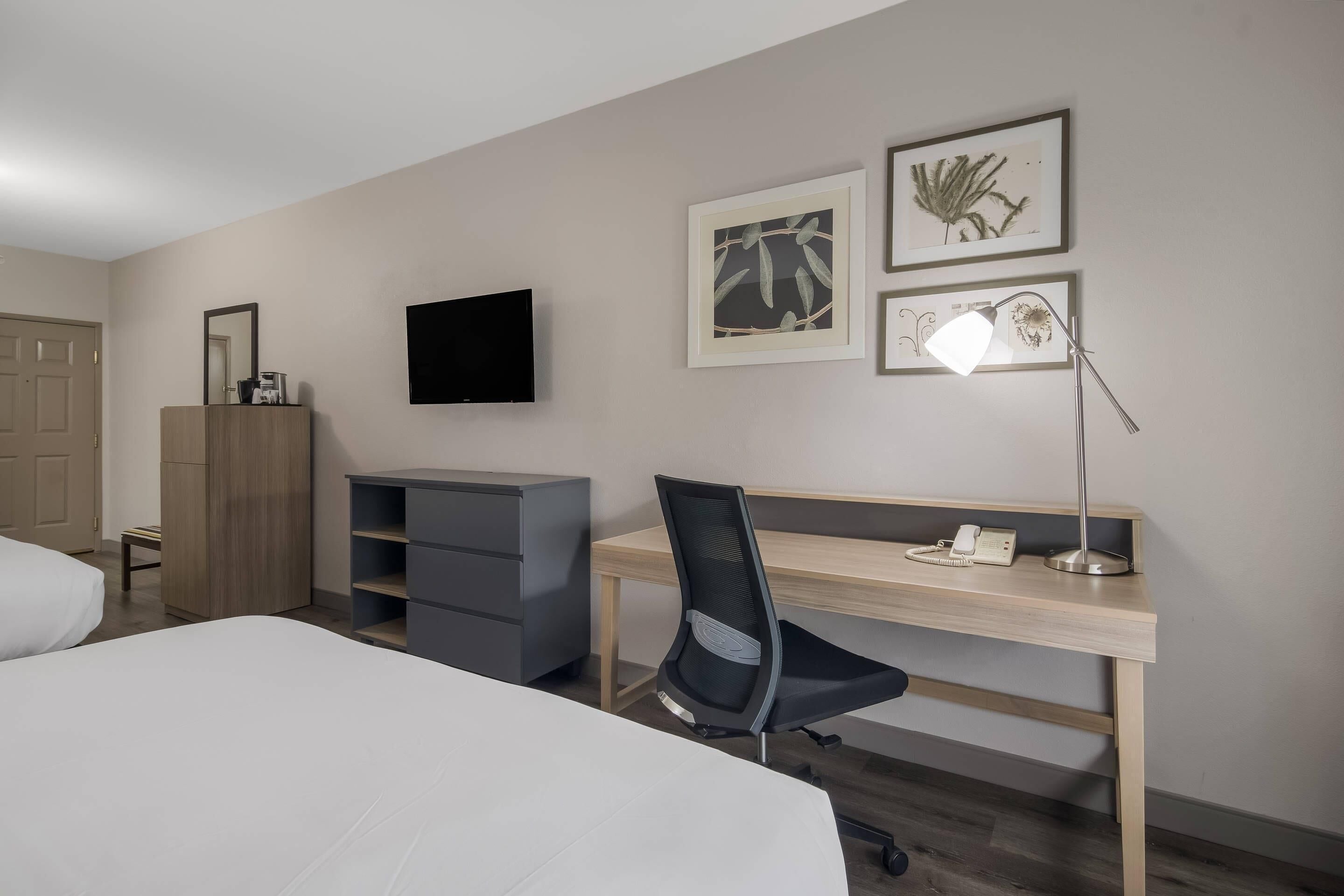 room, 2 queen beds, non smoking | 1 bedroom, desk, iron/ironing board, free cots/infant beds