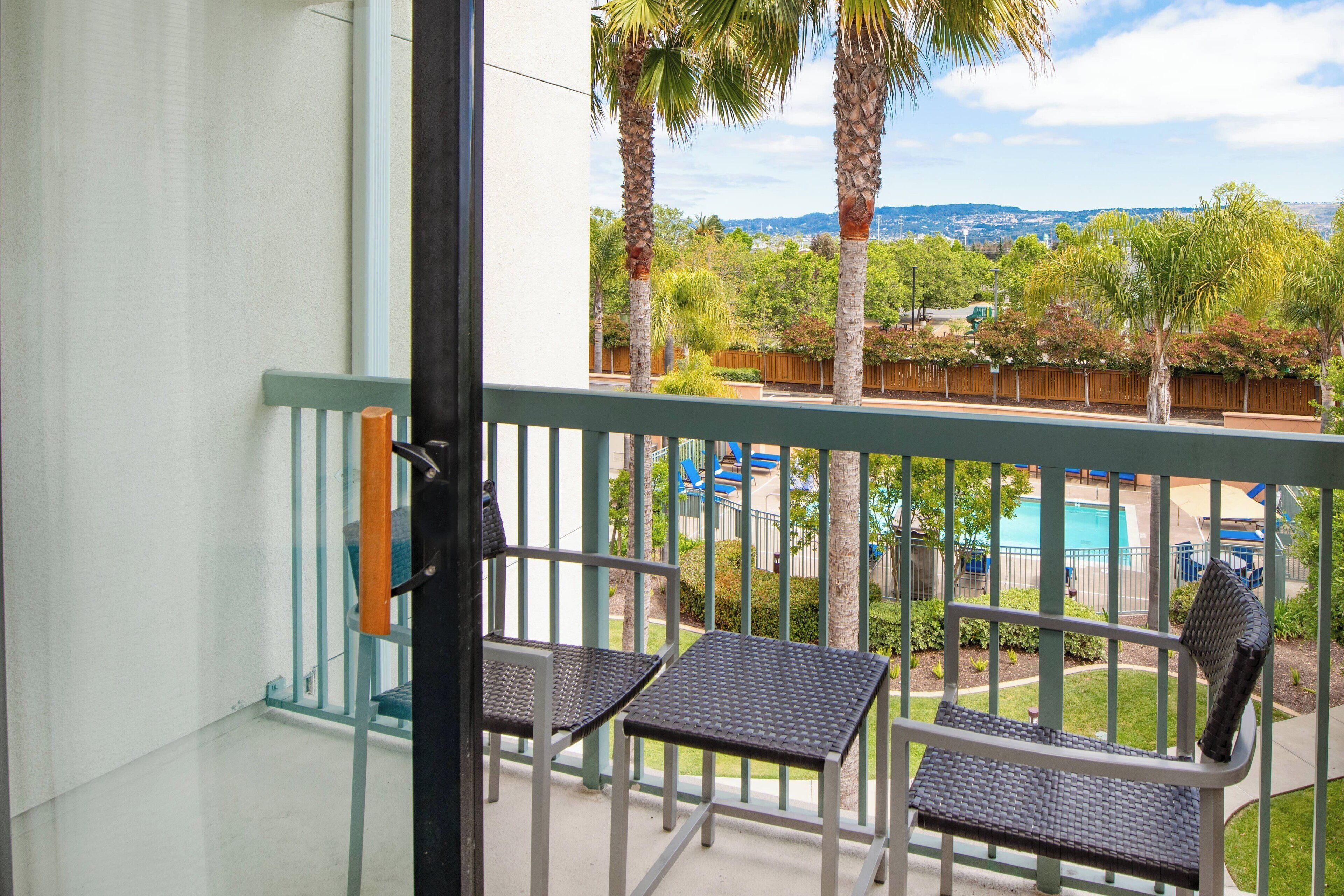 premium bedding, in-room safe, desk, laptop workspace