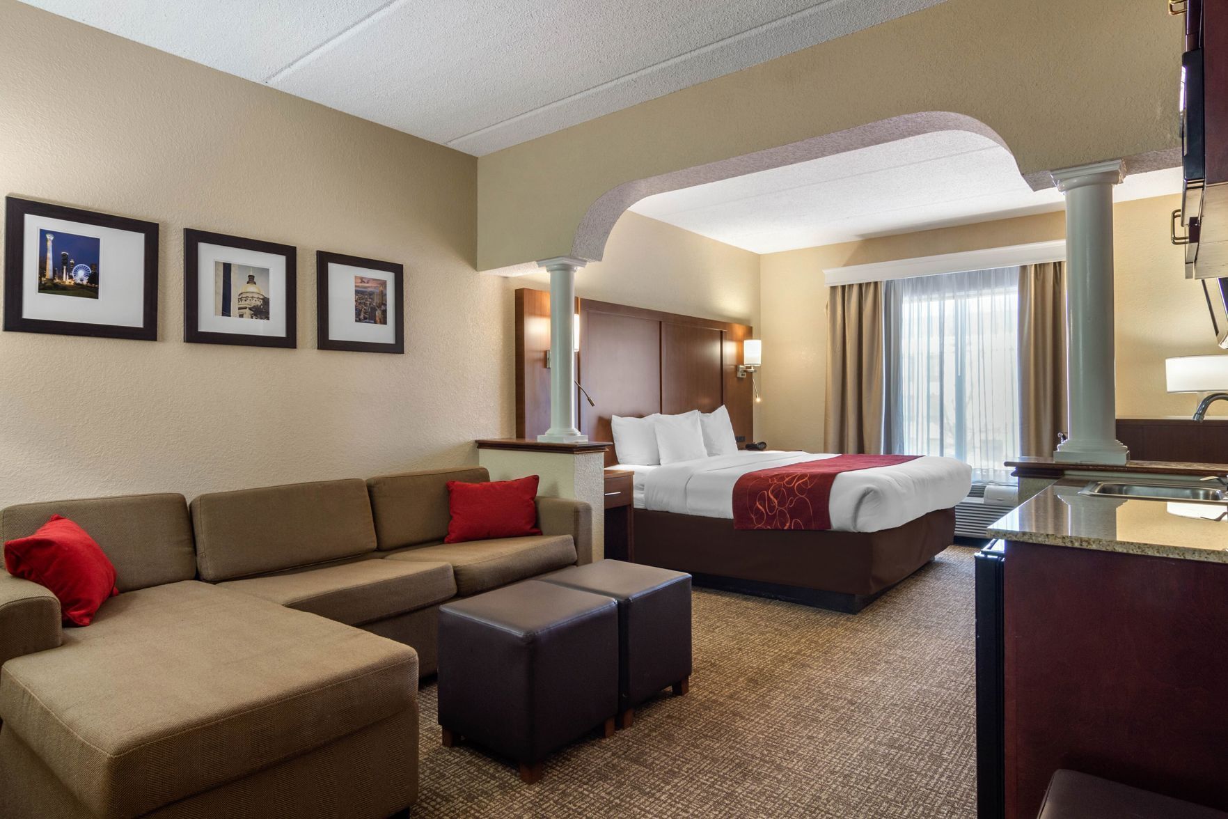 In-room safe, desk, laptop workspace, iron/ironing board