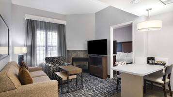 TV de tela plana 39 polegadas com canais a cabo, TV, DVD player