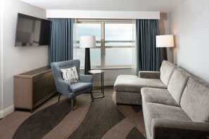 In-room safe, desk, blackout drapes, soundproofing
