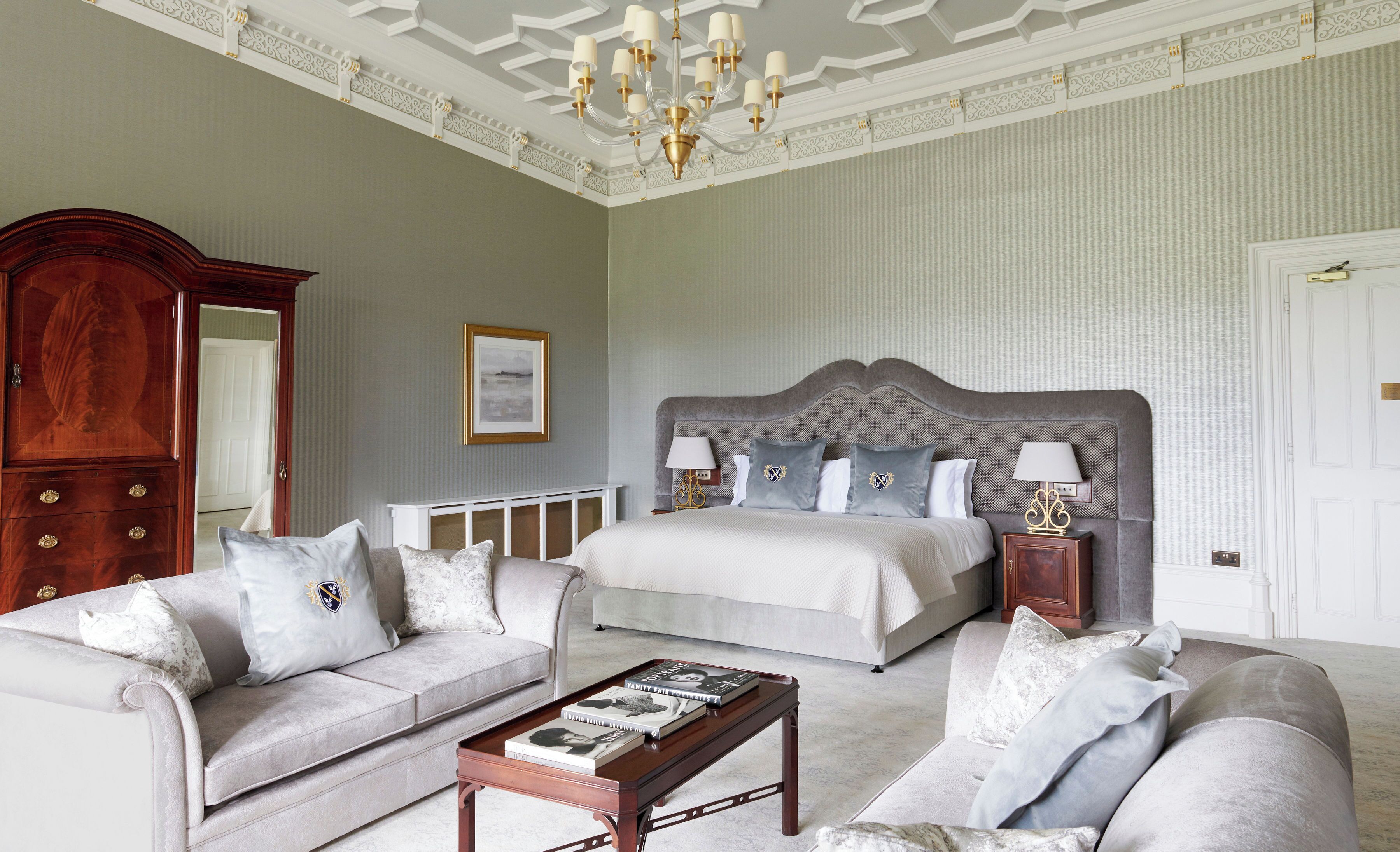 luxury suite | hypo-allergenic bedding, minibar, in-room safe, desk