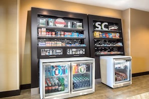 Snack bar - Hampton Inn Myrtle Beach-West (Myrtle Beach)