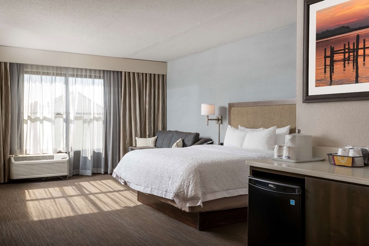 In-room safe, desk, iron/ironing board, free cribs/infant beds